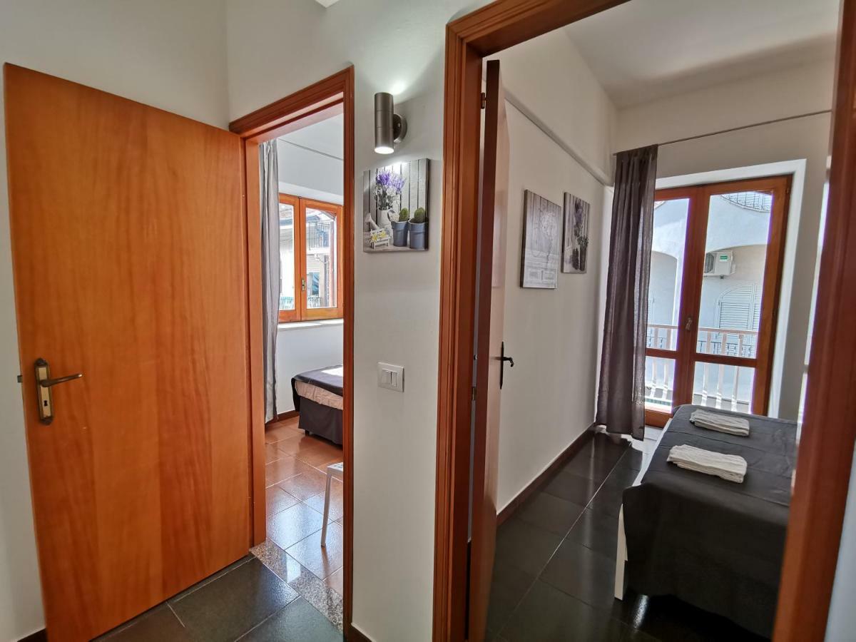 Super Panorama & Astonishing Apartment Seaview Giardini Naxos Esterno foto